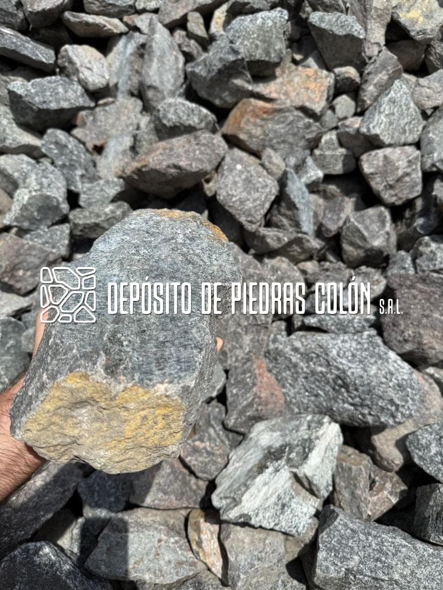 Decorativas y paisajismo Piedra Gris en Bruto