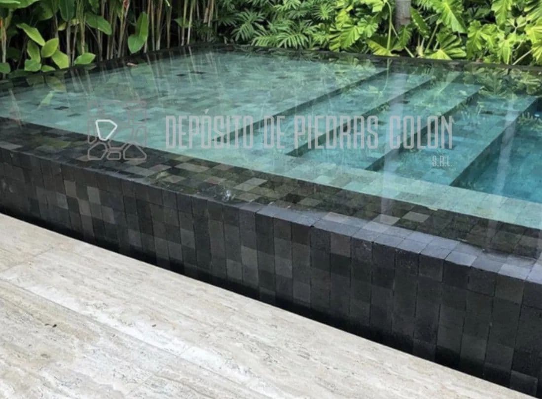 Marmetas y piscinas Piedra Bali